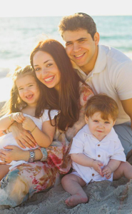 Avi Wolasky with his family